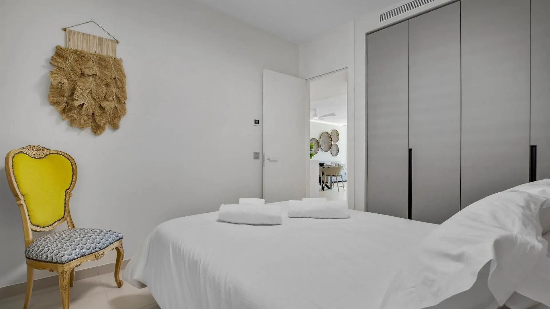 Higueron Rental Valley Twin D Fuengirola