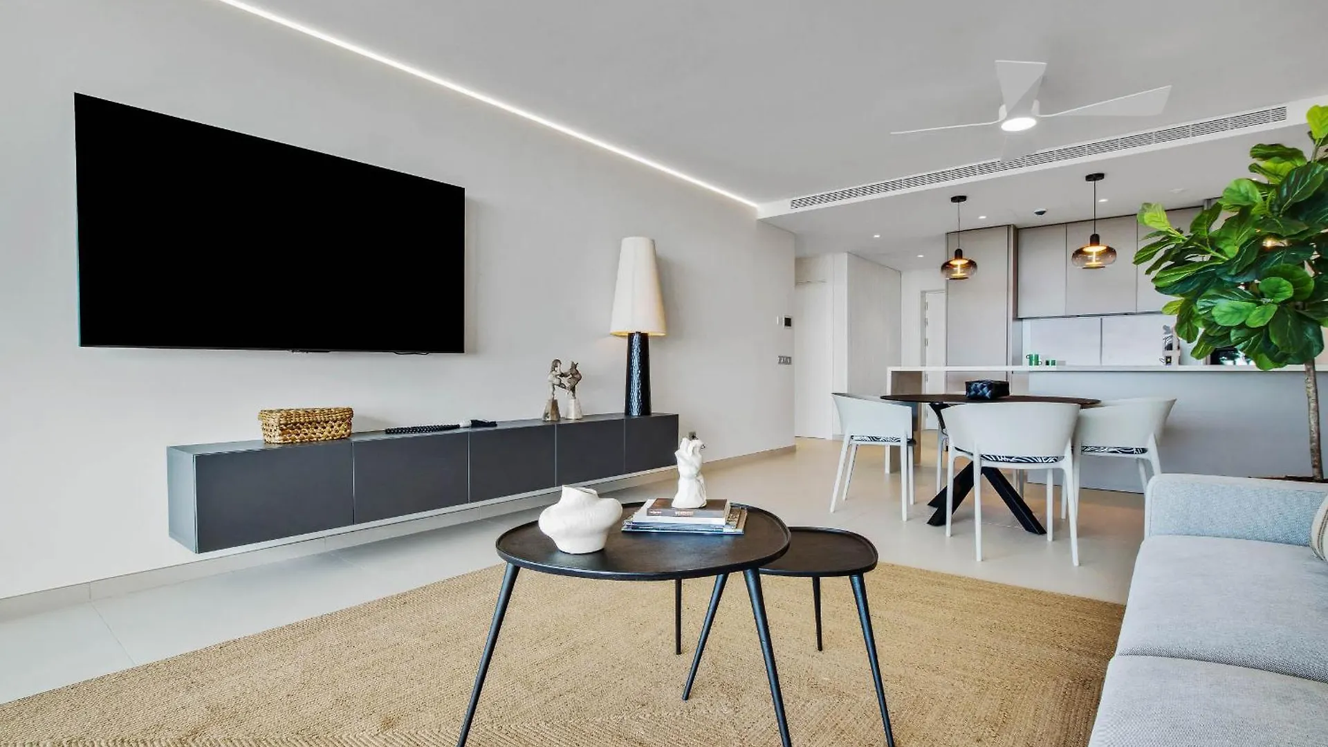 Apartment Higueron Rental Valley Twin D Fuengirola